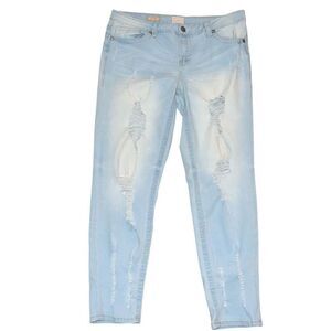 ELITE JEANS Light Wash Distressed Ankle Jeans Size 16